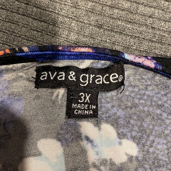 Z womens Ava & Grace floral stretch 3/4 sleeve plus size top 3X - Picture 3 of 3